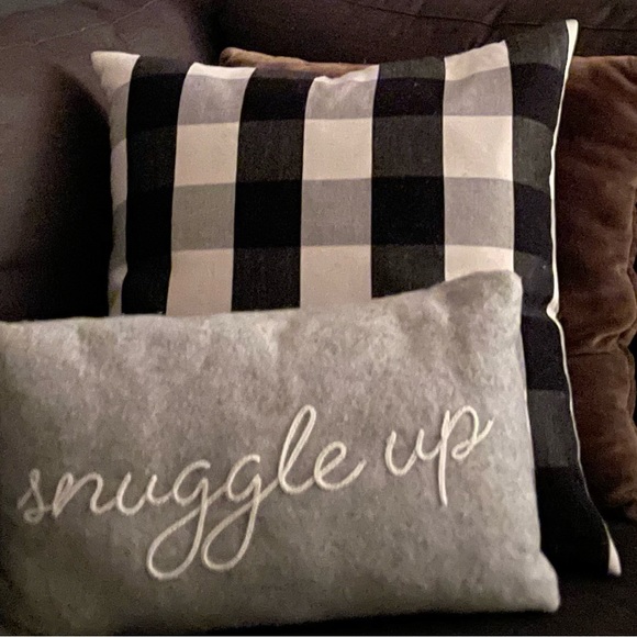 Buffalo plaid black white decorative pillow down feather insert - Picture 2 of 5